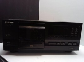Pioneer 25 Disc CD Player