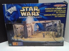 Star Wars Episode I Podracer Hangar Bay (1998) Toy Set
