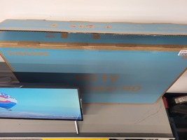 Samsung 32 Inch Smart TV Brand New In Box 